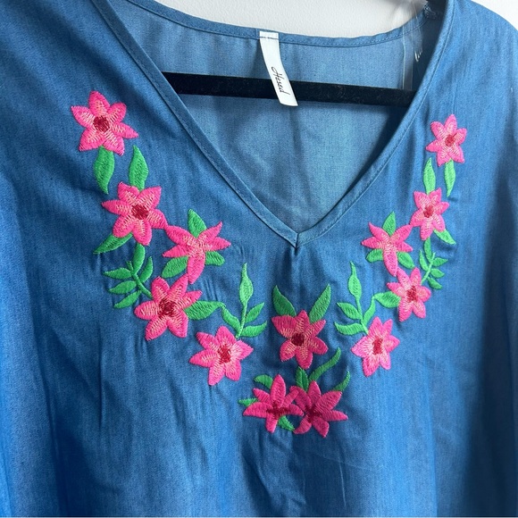 5/$25 Plus size 2X Women's Denim Embroidered Top, Ruffle Sleeves, Floral - Picture 2 of 7
